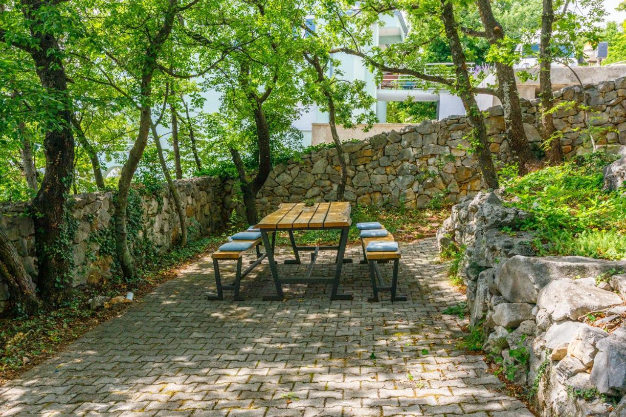 Apartmani Rino Dramalj Exterior foto